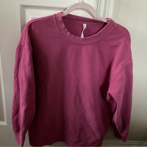 lululemon athletica Sweaters - Perfectly oversized crew